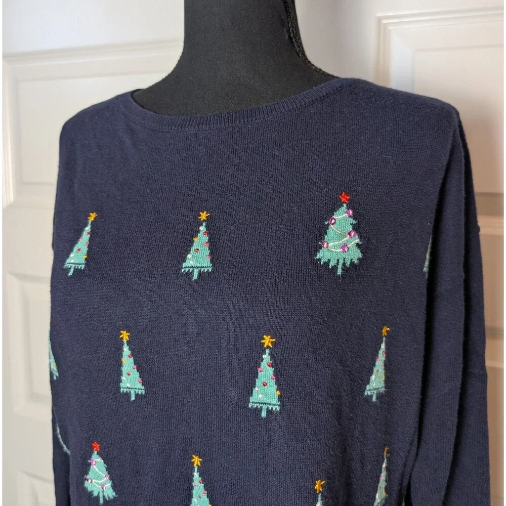 Talbots Size M Knit Sweater Super Soft Holiday Tree Navy Blue Christmas Classic